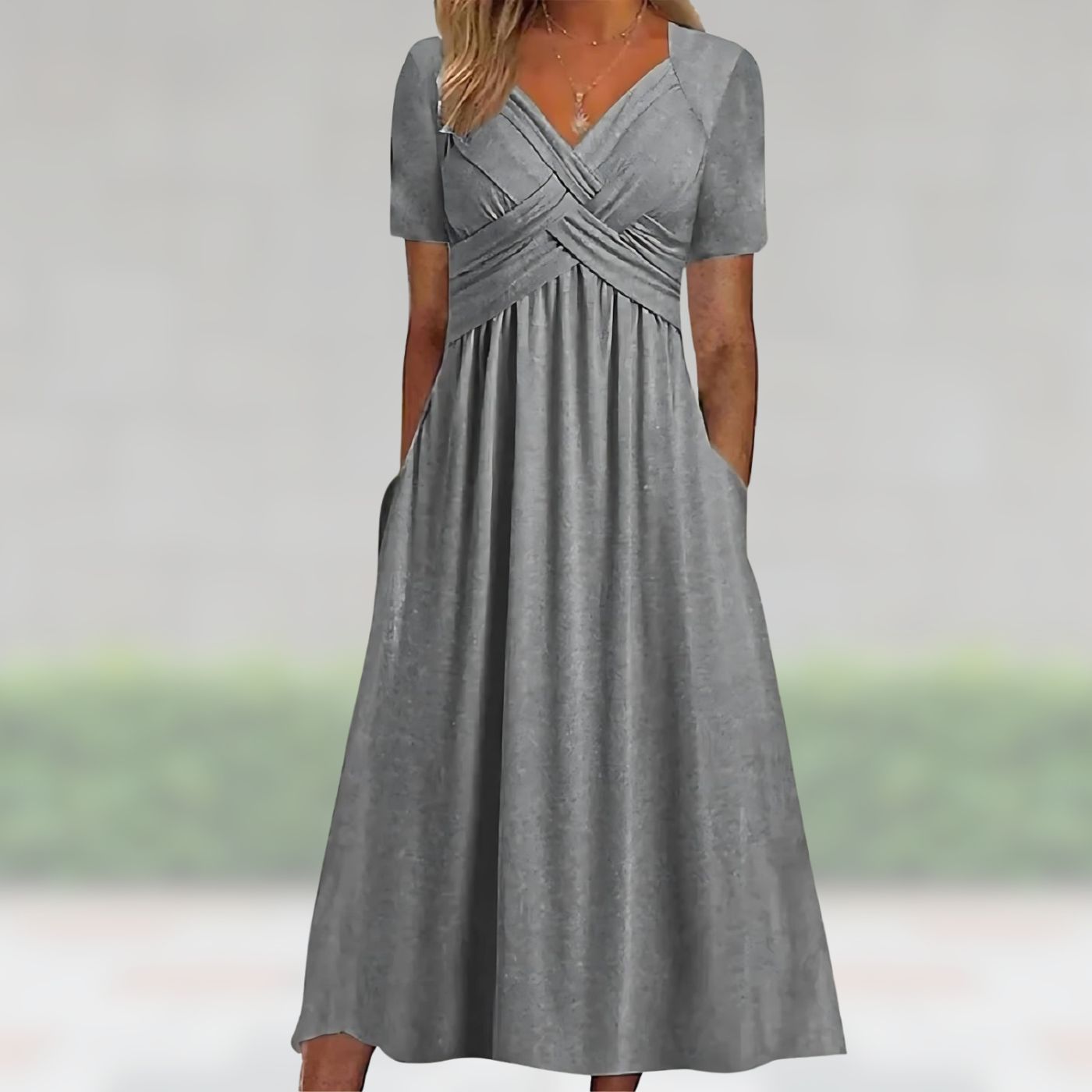 Renata – Effortlessly Elegant Dress