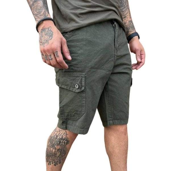 Maro – Versatile Black Cargo Shorts