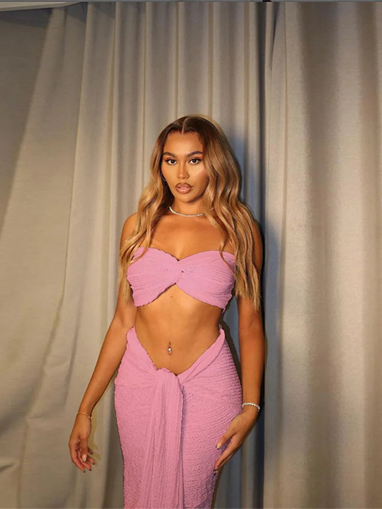 Celeste – Elegant Textured Co-Ord with Twist Detail