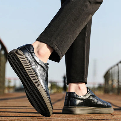 Calnero Genuine Leather Slip-On Sneakers