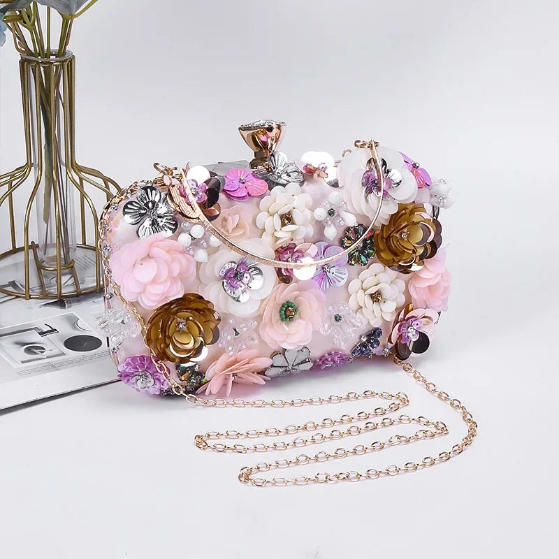 Lyra – Sparkly Sequin Clutch with Detachable Chain Strap