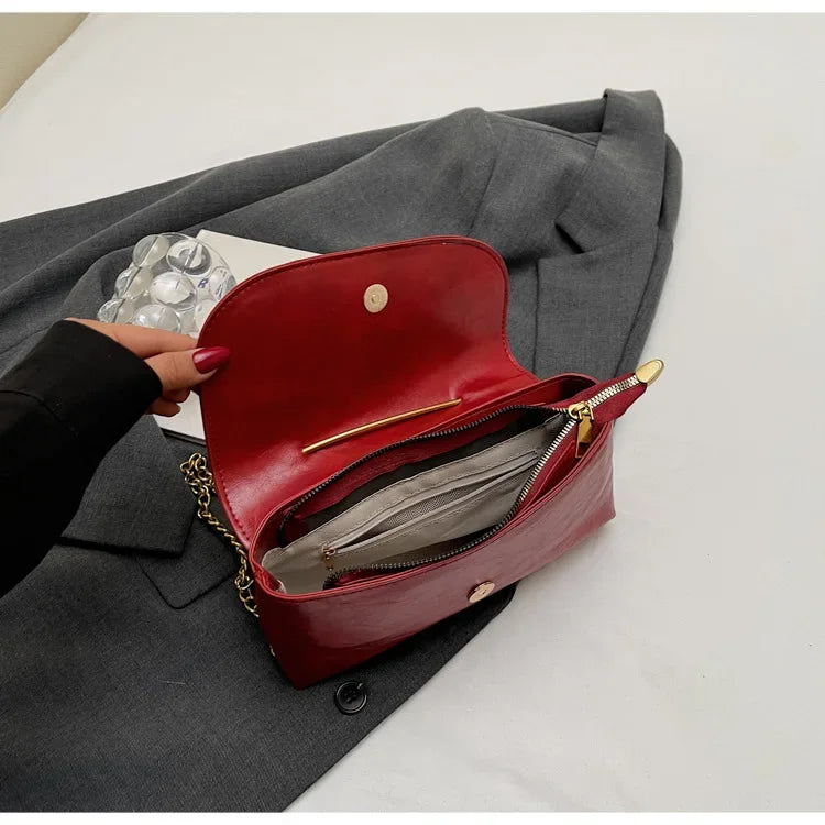 Mirella – Elegant Convertible Clutch