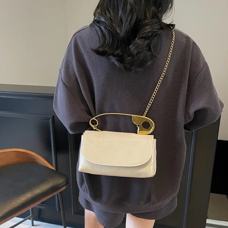 Mirella – Elegant Convertible Clutch