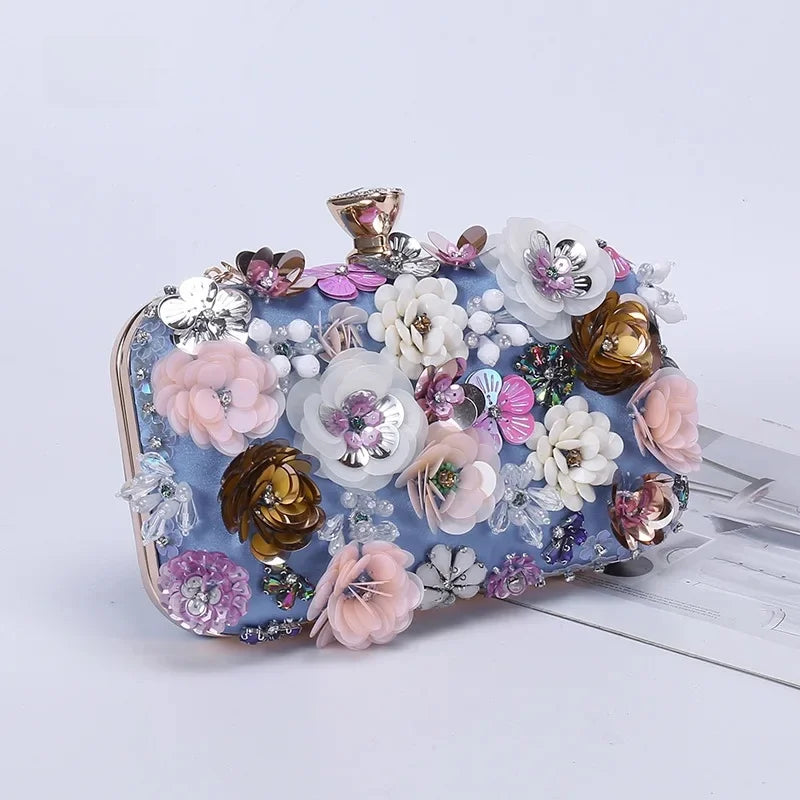 Lyra – Sparkly Sequin Clutch with Detachable Chain Strap