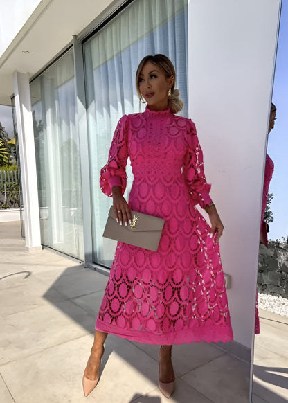 Mira - Flattering Maxi Dress