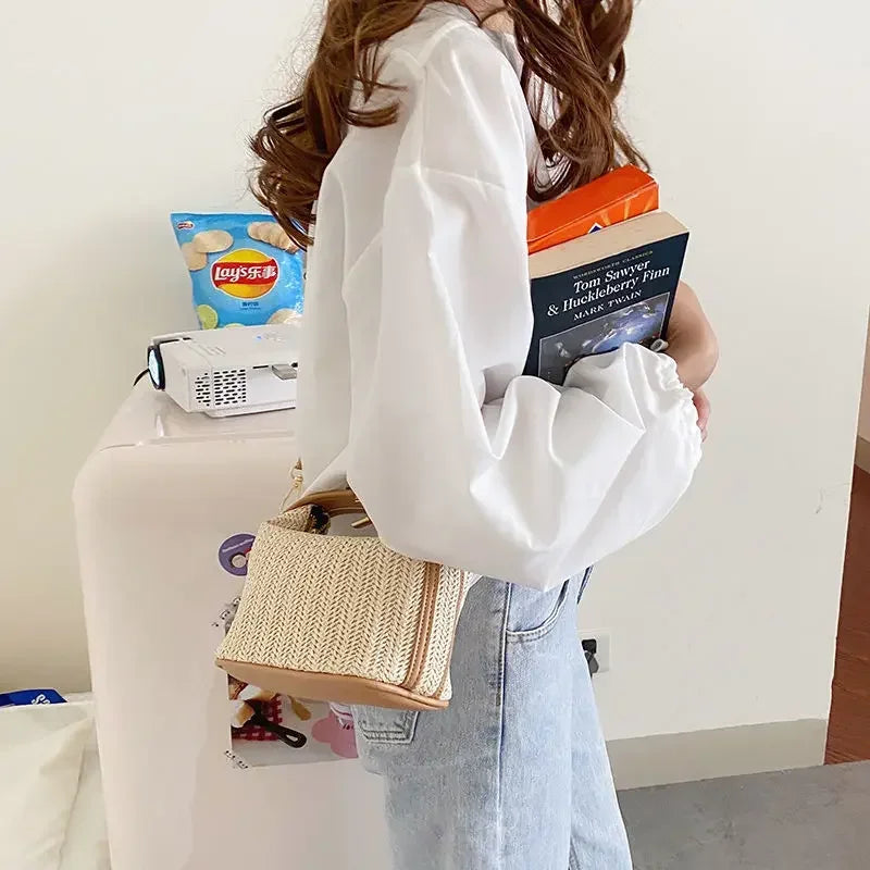 Noelle – Woven Crossbody Bag for Effortless Everyday Chic