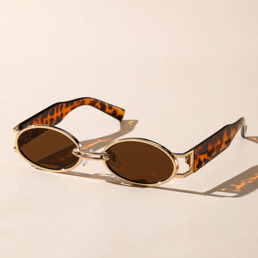 Sofia – Luxurious Gold Oval Sunglasses