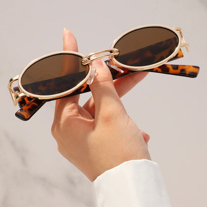 Sofia – Luxurious Gold Oval Sunglasses