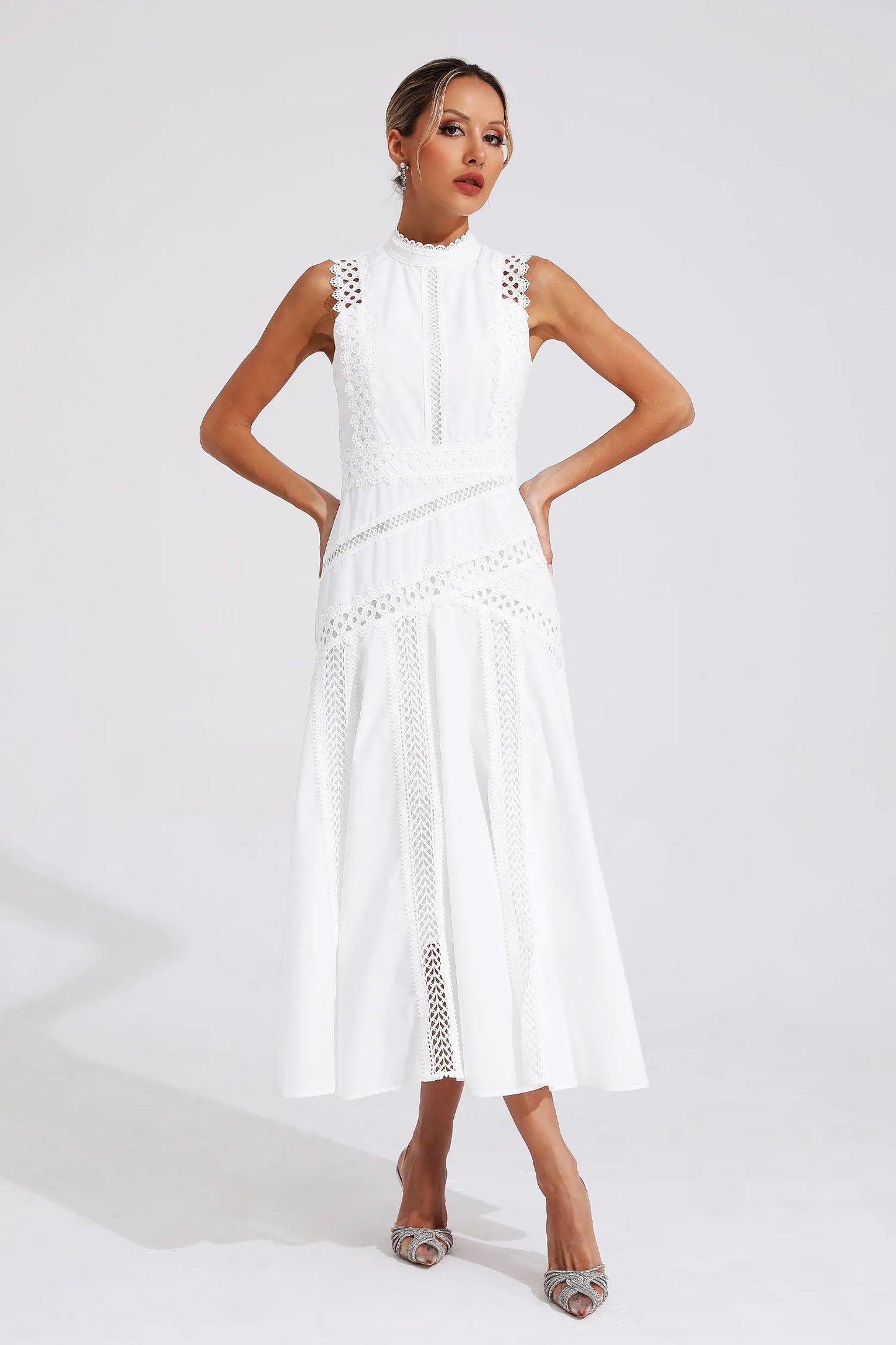 Lisette - Sleeveless Vintage Lace Dress