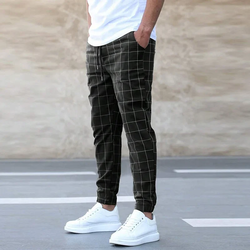 Gino – Chic Checkered Joggers