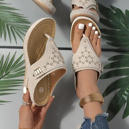 Alira Comfortfit Sandals
