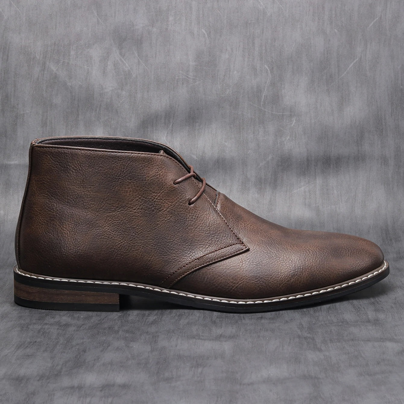 The Marlow™ – Heritage Leather Chukkas