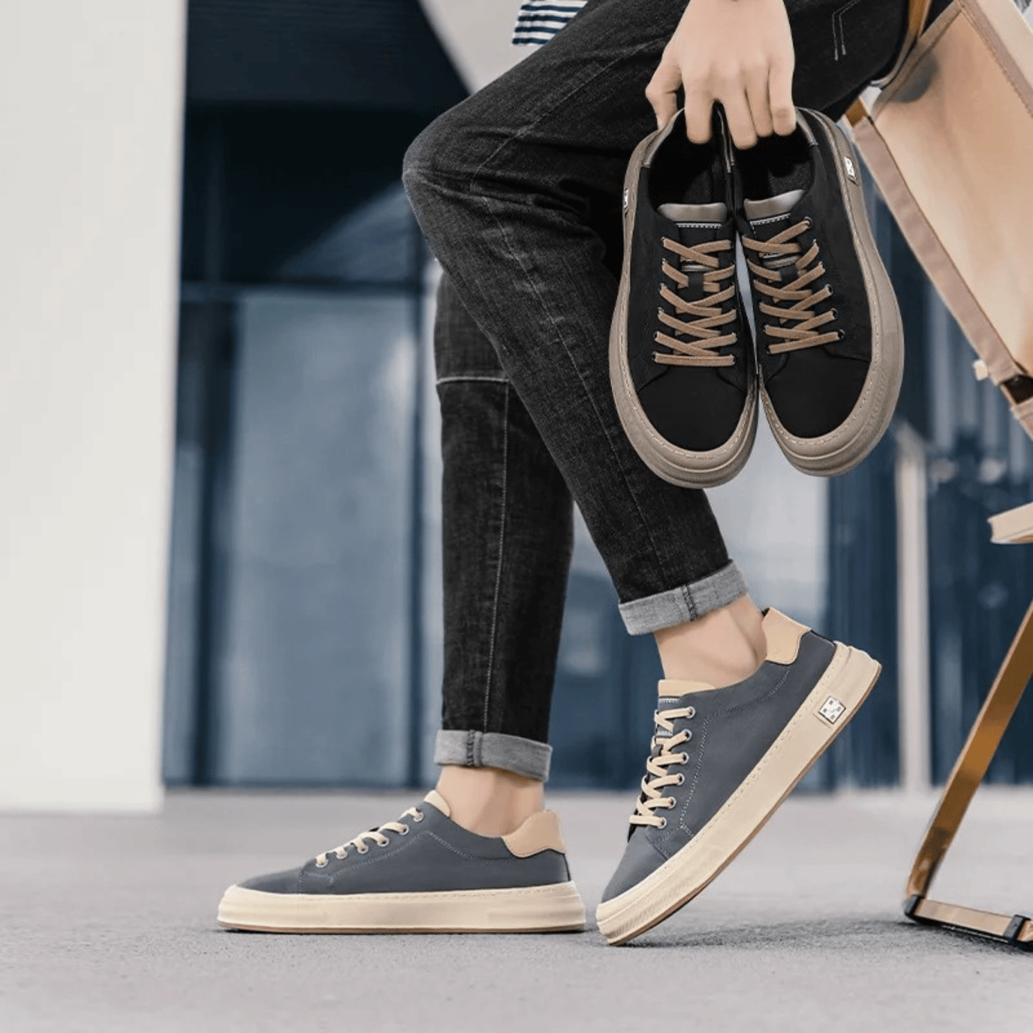 Averin Low-Top Canvas Sneakers